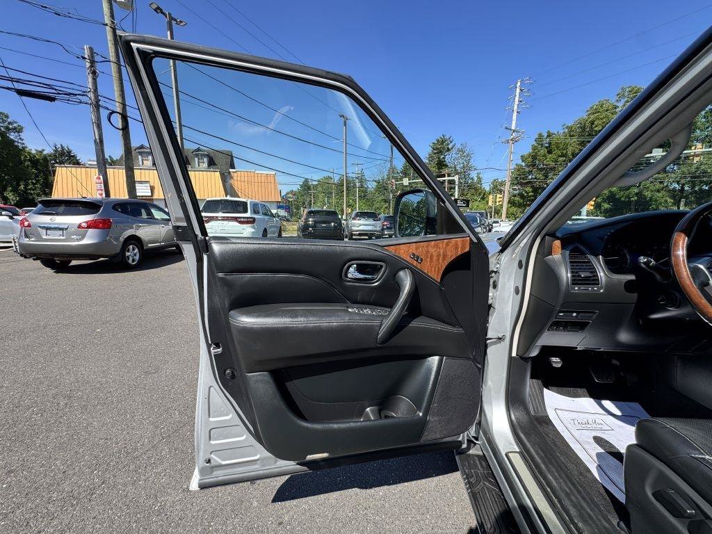 Used 2019 INFINITI QX80 Luxe AWD/4WD image 13