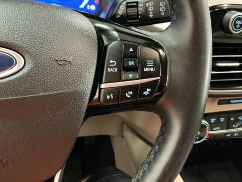 Used 2022 Ford Escape SEL w/ Technology Package FWD image 27