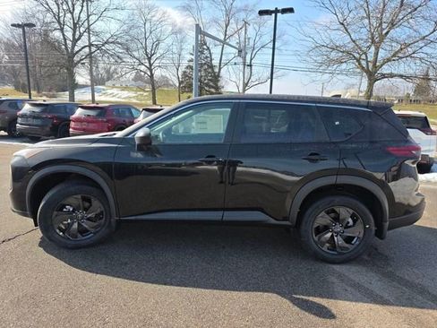 New 2026 Nissan Rogue SV w/ Cold Weather Package image 18