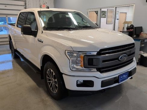 Used 2020 Ford F150 XLT w/ Equipment Group 302A Luxury image 9