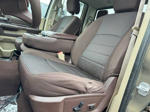 Used 2013 RAM 1500 Classic SLT w/ Premium Display Pkg AWD/4WD image 5