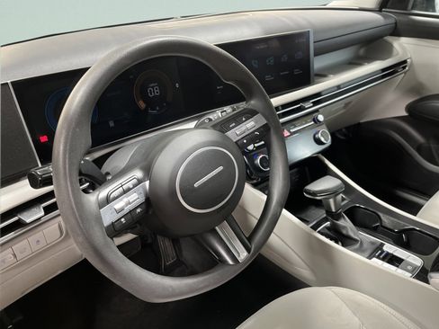 Used 2025 Hyundai Tucson SEL image 11