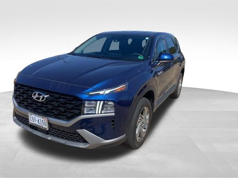 Used 2023 Hyundai Santa Fe SE image 3