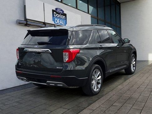 Certified 2024 Ford Explorer XLT w/ Equipment Group 202A AWD/4WD image 3