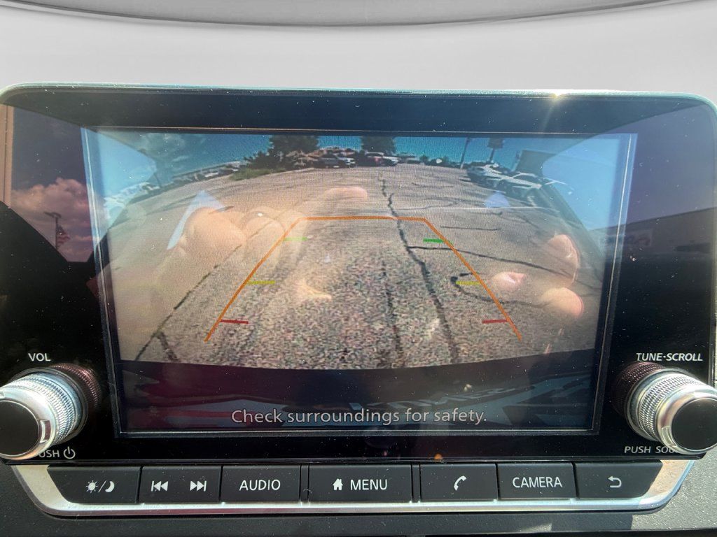 Used 2024 Nissan Altima 2.5 SV FWD image 23