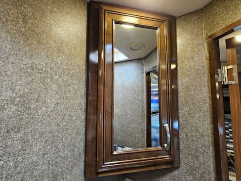 Used 2019 Ford F550 2WD Regular Cab Super Duty w/ XLT Value Package image 28