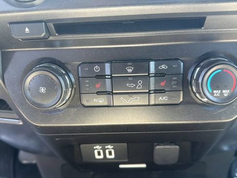 Certified 2018 Ford F150 XLT w/ Equipment Group 302A Luxury AWD/4WD image 28