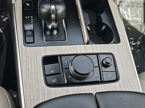 Certified 2024 MAZDA CX-90 Plug-In Hybrid w/ Preferred AWD/4WD image 35