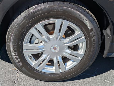 Used 2013 Cadillac SRX Luxury w/ Driver Awareness Package image 10