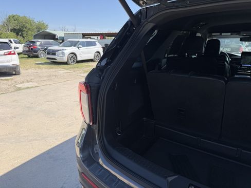 Used 2020 Ford Explorer ST w/ Premium Technology Package AWD/4WD image 3