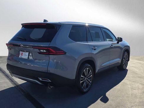 Certified 2025 Toyota Grand Highlander AWD Hybrid image 7