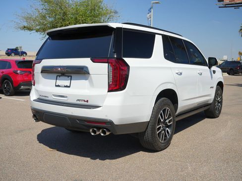 Used 2024 GMC Yukon AT4 w/ Technology Package image 5