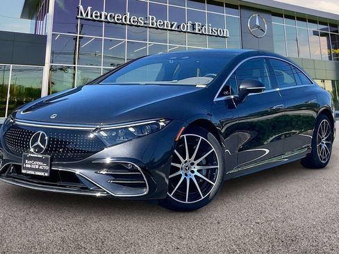 Certified 2023 Mercedes-Benz EQS 580 4MATIC Sedan w/ Exclusive Trim Package image 6