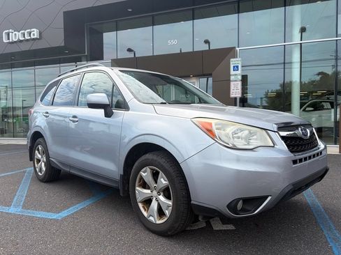 Used 2014 Subaru Forester 2.5i Premium w/ All-Weather Package AWD/4WD image 2