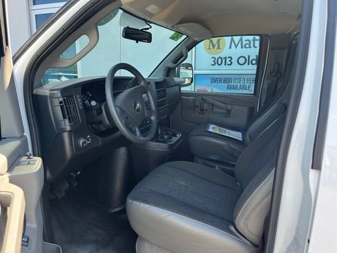 Used 2024 Chevrolet Express 2500 w/ Driver Convenience Package RWD image 9
