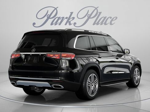 Used 2026 Mercedes-Benz GLS 450 4MATIC image 19