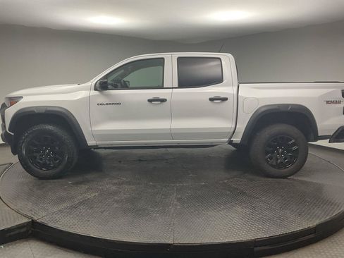 Used 2026 Chevrolet Colorado Trail Boss AWD/4WD image 4