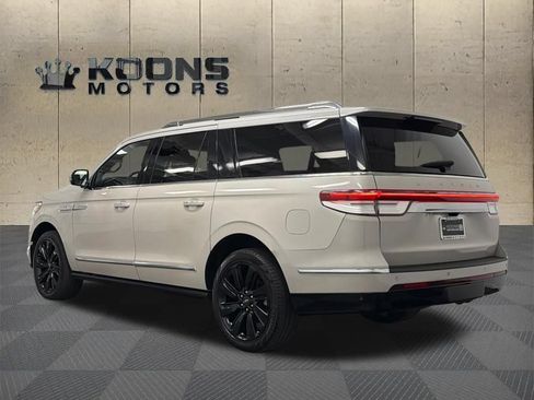 Used 2022 Lincoln Navigator L Reserve AWD/4WD image 6