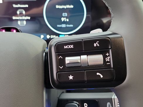 Certified 2026 Hyundai Ioniq 9 SEL image 8