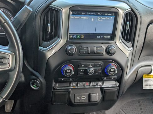 Used 2021 Chevrolet Silverado 1500 RST w/ Bed Protection Package RWD image 12