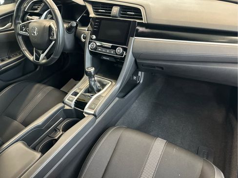 Used 2019 Honda Civic Sport image 9