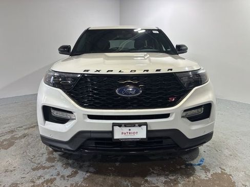 Used 2021 Ford Explorer ST w/ ST Street Pack image 3