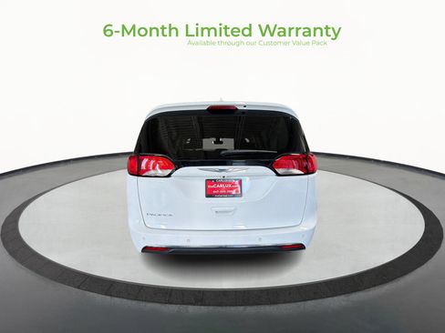 Used 2020 Chrysler Pacifica Touring w/ Tire & Wheel Group image 6