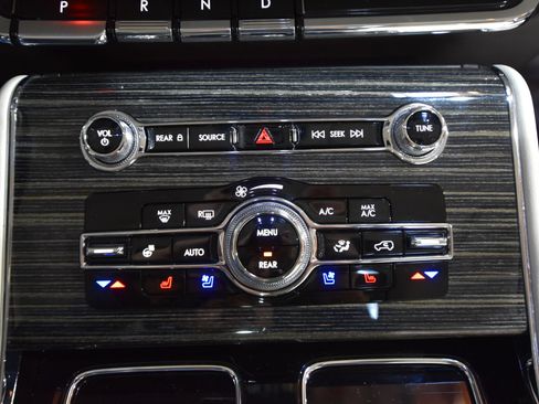 Used 2022 Lincoln Aviator Black Label image 38