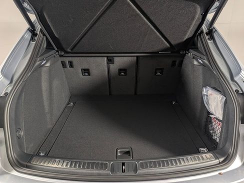 New 2026 Porsche Macan Turbo AWD/4WD image 17
