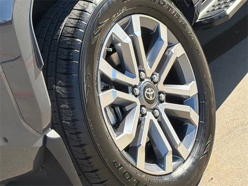 New 2025 Toyota 4Runner Limited image 8
