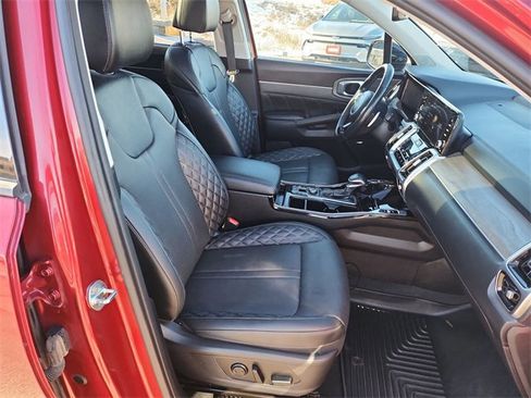 Used 2022 Kia Sorento SX Prestige image 29
