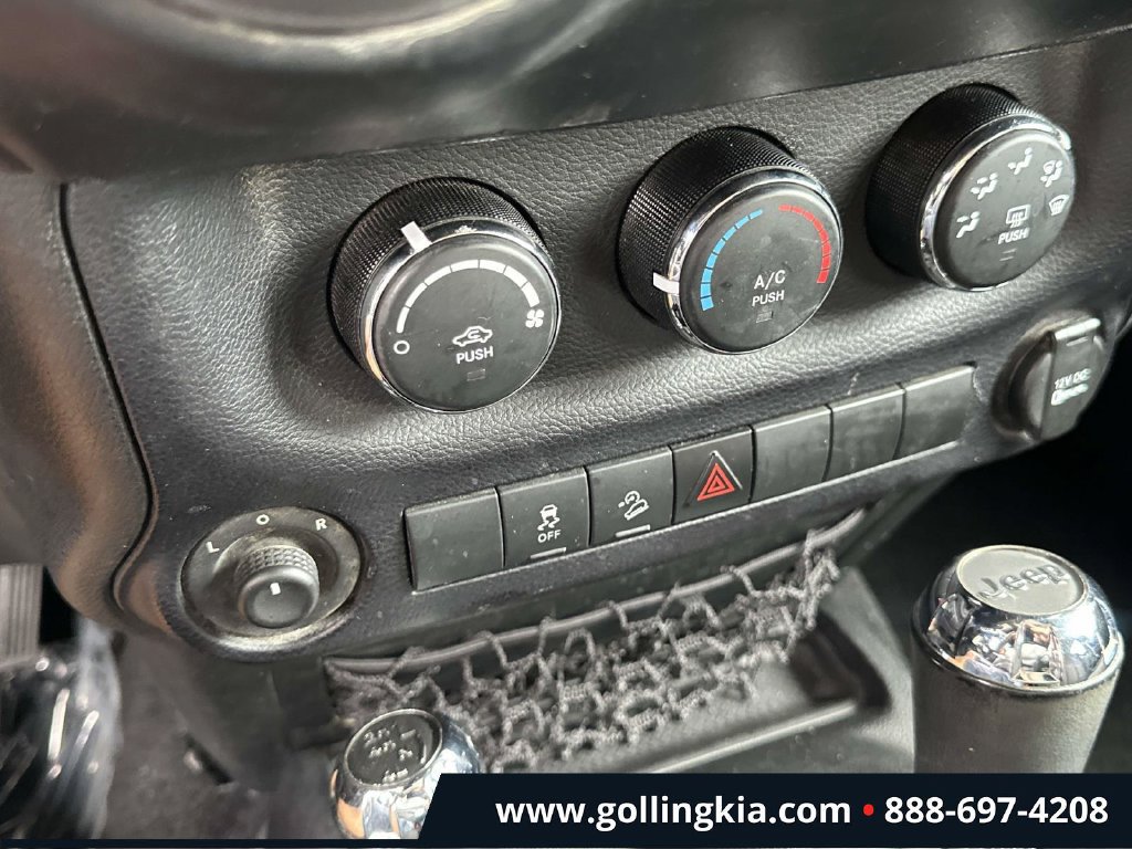 Used 2015 Jeep Wrangler Sport AWD/4WD image 24