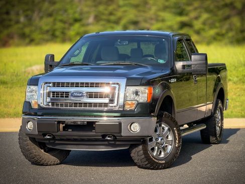 Used 2014 Ford F150 XLT w/ Equipment Group 302A Luxury AWD/4WD image 18