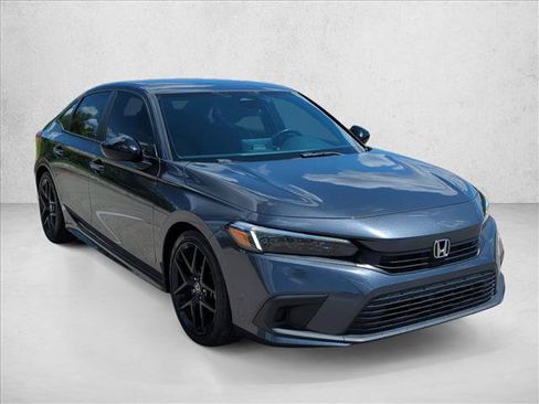 Used 2022 Honda Civic Sport image 3
