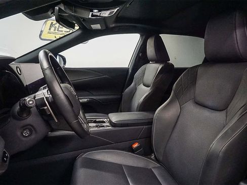 Used 2024 Lexus RX 350 Premium image 17