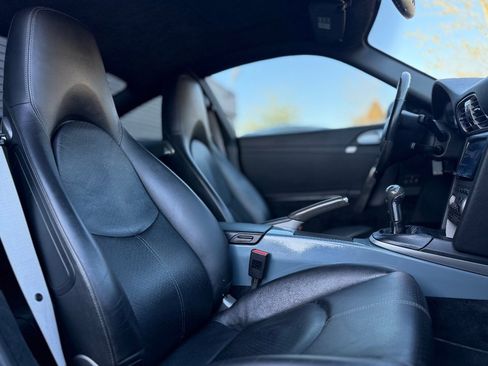 Used 2006 Porsche 911 Carrera S image 9