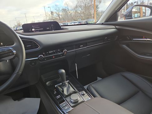 Used 2025 MAZDA CX-30 AWD 2.5 S w/ Premium Package image 22