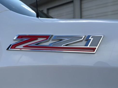 Used 2021 Chevrolet Silverado 1500 LT Trail Boss w/ Convenience Package II AWD/4WD image 10