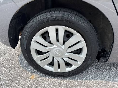 Used 2017 Honda Fit LX image 29
