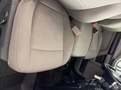 Used 2016 Ford F150 XLT w/ Equipment Group 302A Luxury AWD/4WD image 21