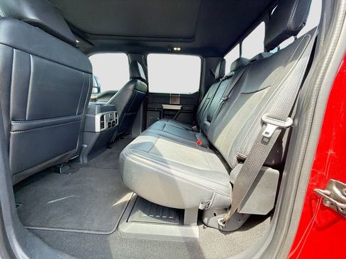 Used 2022 Ford F250 Lariat w/ Black Appearance Package AWD/4WD image 20
