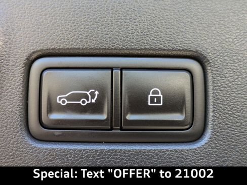 Used 2025 Hyundai Santa Fe XRT image 15