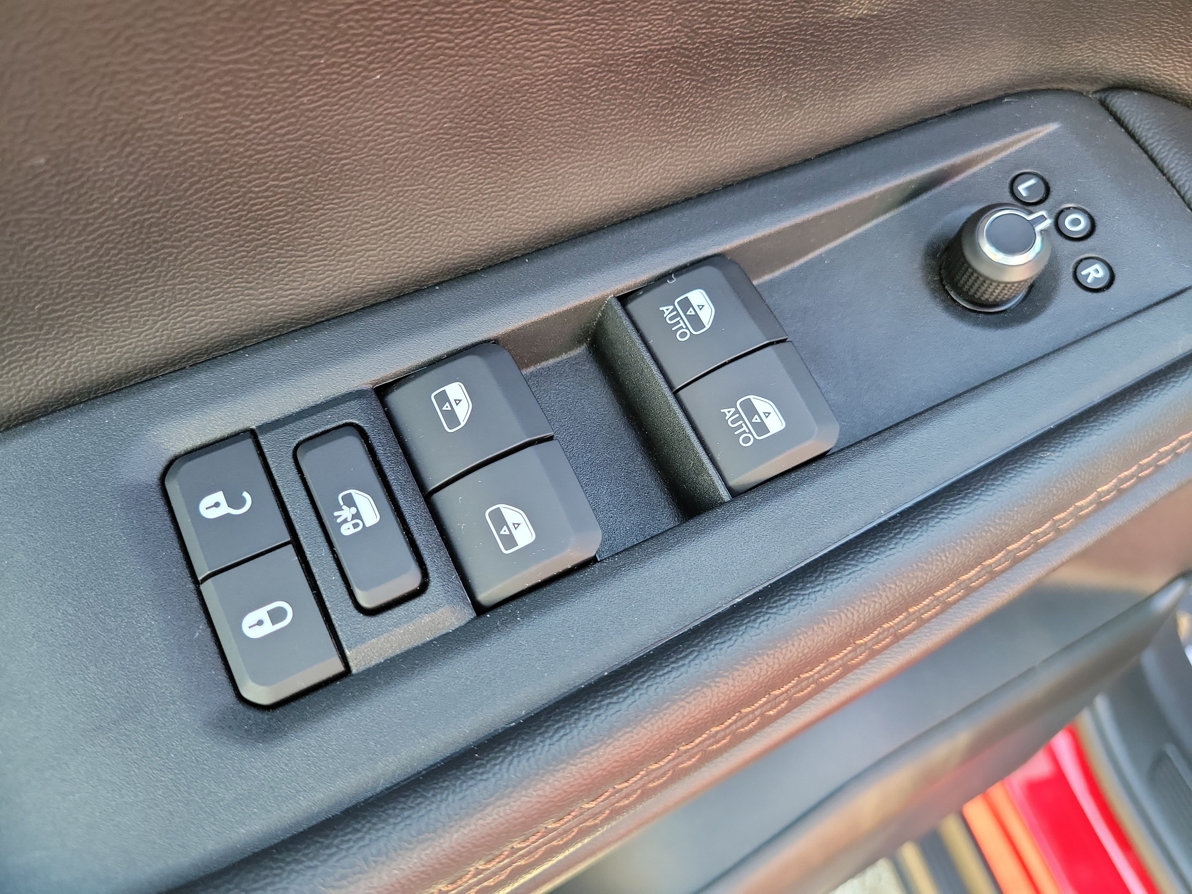 Used 2026 Jeep Cherokee Limited AWD/4WD image 20