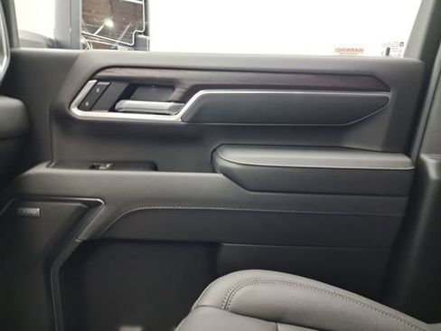 New 2026 GMC Sierra 2500 SLT w/ SLT Premium Package image 30