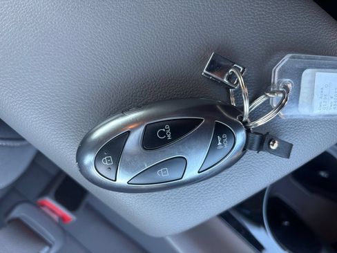 Used 2025 Hyundai Elantra SEL FWD image 24