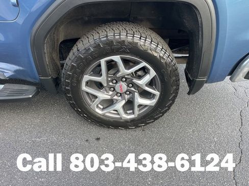 Used 2024 GMC Sierra 1500 SLT w/ SLT Premium Plus Package image 31