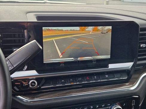 Used 2023 GMC Sierra 1500 Elevation image 26