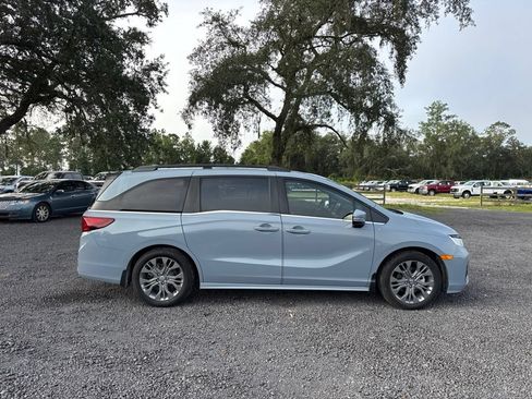 Used 2025 Honda Odyssey Touring image 6