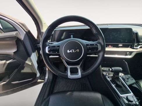 Used 2024 Kia Sportage EX AWD/4WD image 12