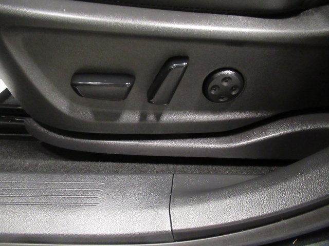 Used 2023 Nissan Ariya FWD image 23